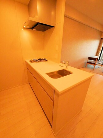 シーズンフラッツ青葉通一番町の物件内観写真